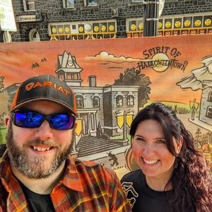 Meet your Posher, Posh